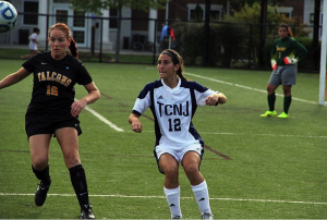 TCNJ Sophomore forward Hannah Richman